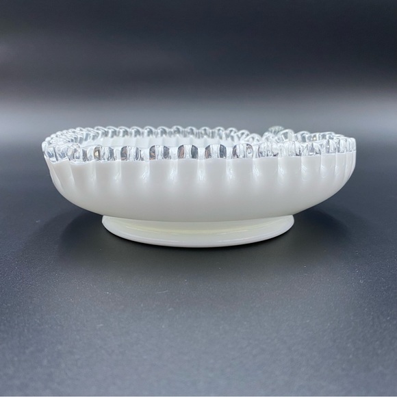 Vintage Fenton White Silver Crest Heart Shaped Nappy Candy Relish Serving Dish - Picture 3 of 11